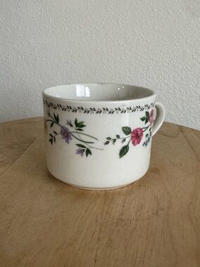 Farberware Cream Mug with Pink and Purple Floral Border